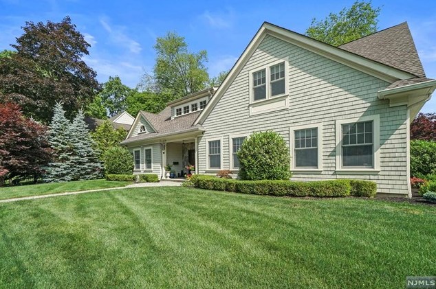 167 Hackensack Ave, Harrington Park, NJ 07640