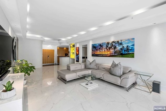 1512 Palisade Ave #ph20d, West Fort Lee, NJ 07024