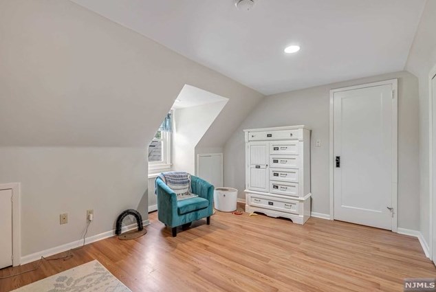 55 Chestnut St, Dumont NJ  07628-3214 exterior