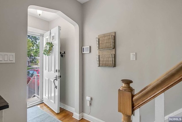 55 Chestnut St, Dumont NJ  07628-3214 exterior