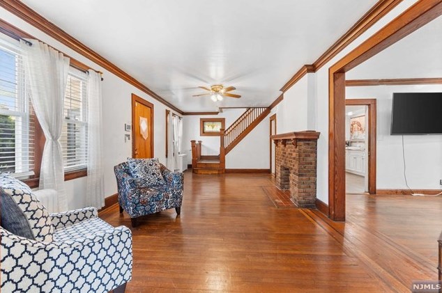 2 Midland Pl, Newark, NJ 07106