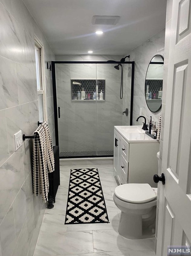 57 Malcolm Ave, Outwater NJ  07026-1523 exterior