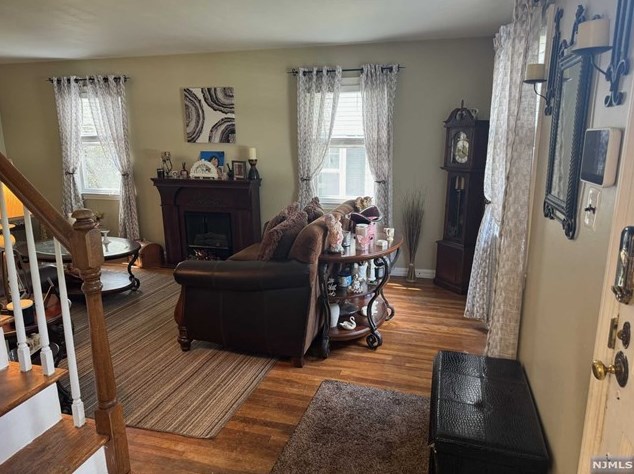 71 Woodridge Rd, Clifton, NJ 07012
