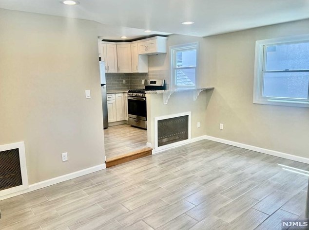 334 Totowa Rd, Paterson, NJ 07512