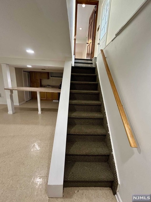 772 Morton St, East Rutherford NJ 07073-1609 exterior