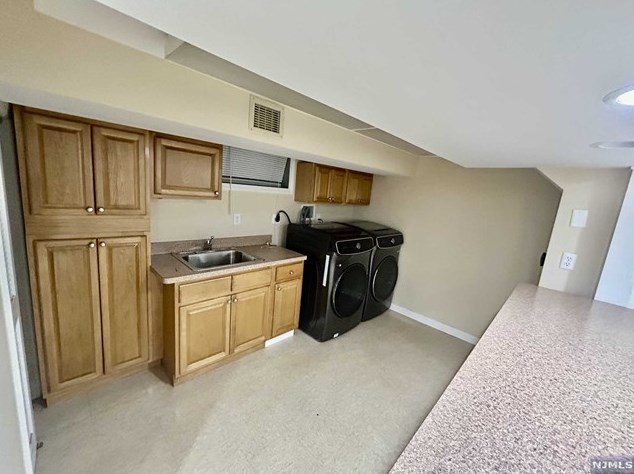 772 Morton St, East Rutherford NJ 07073-1609 exterior