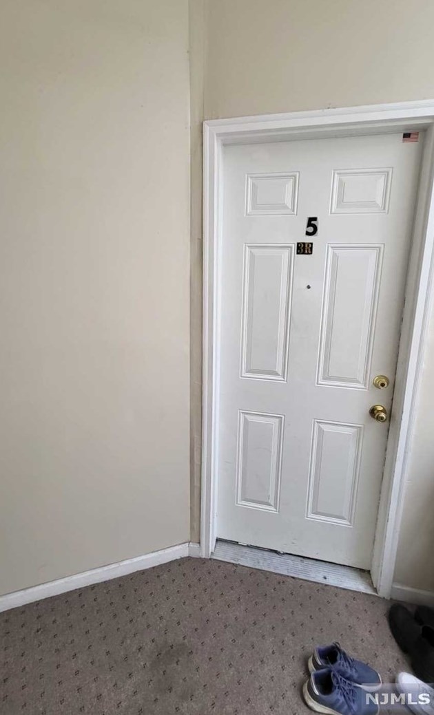 85 Sherman Ave #3r, Jersey City, NJ 07307