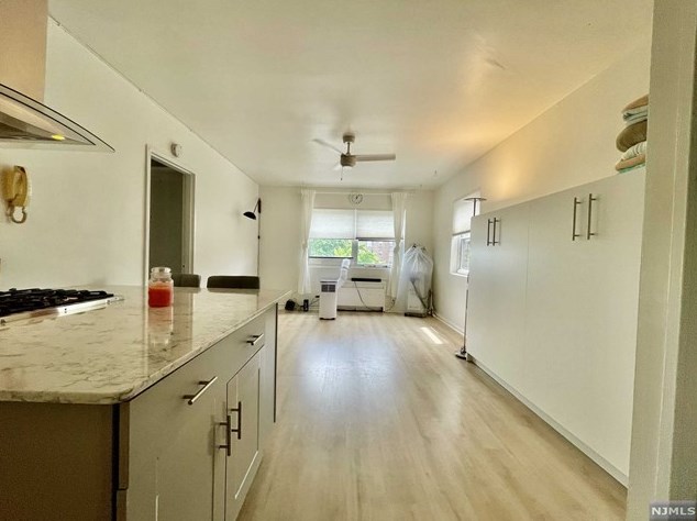 420 Fairview Ave #5h, West Fort Lee, NJ 07024