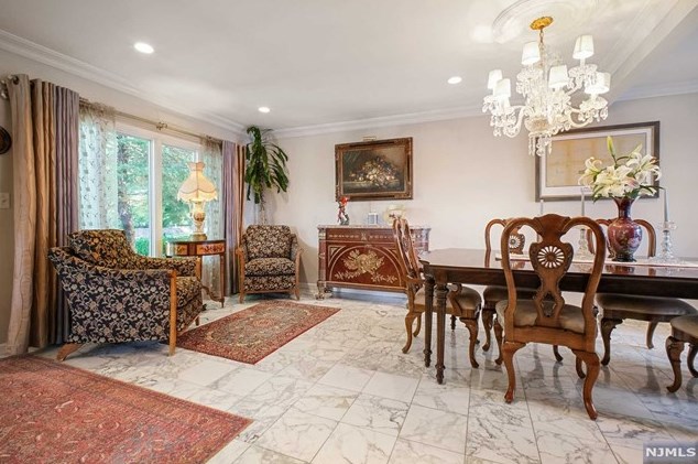 19 Plateau Ave, West Fort Lee, NJ 07024