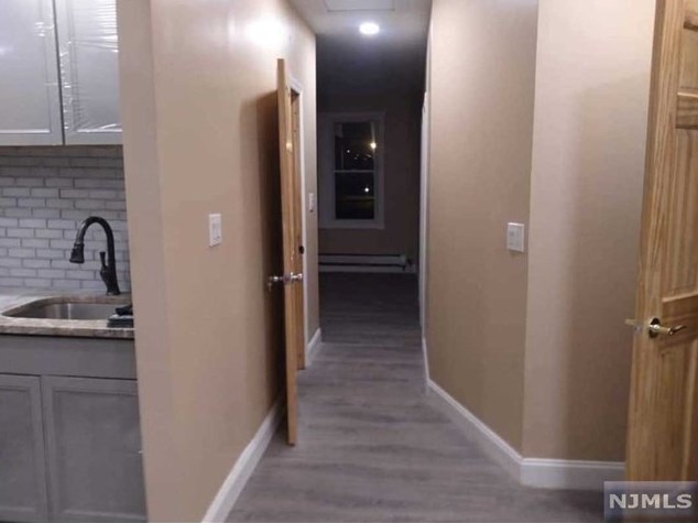 655 37th St, Union City, NJ 07087