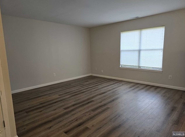 156 Liberty St #3, Little Ferry, NJ 07643