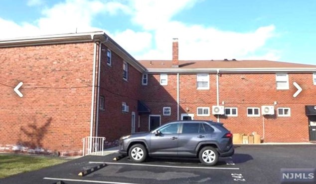 294 Liberty St, Little Ferry NJ  07643-1374 exterior