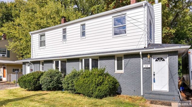 50-52 Fournier Crescent, Elmwood Park, NJ 07407
