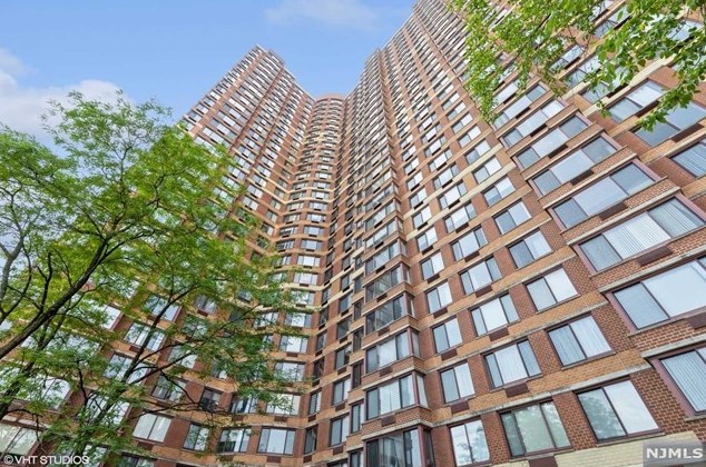100 Old Palisade Rd #1813, West Fort Lee, NJ 07024