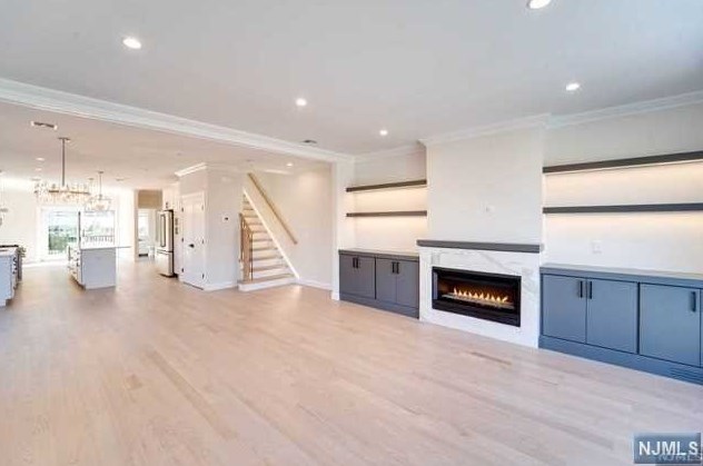 462 6th St, Palisades Park NJ  07650-2469 exterior