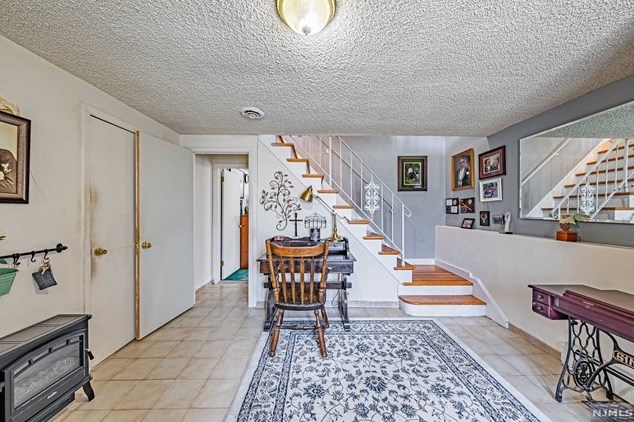 160 Prospect Ave, Hackensack, NJ 07601-1856