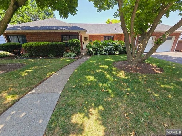 15 Clark St, Lodi, NJ 07644