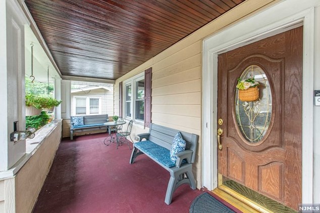 237 Chestnut Ave, Bogota, NJ 07603