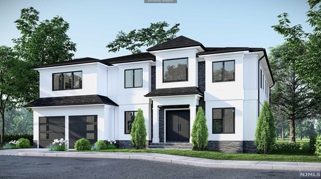 295 Haywood Dr, Paramus, NJ 07652-3327