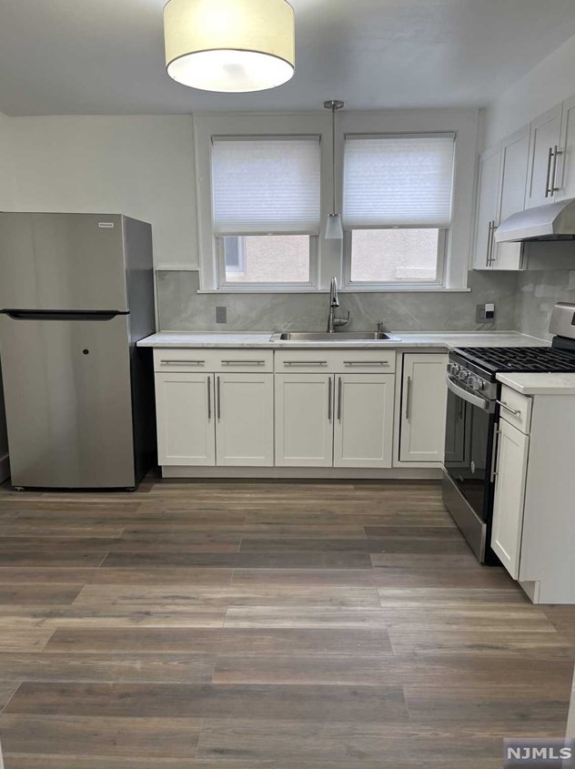 497 Central Ave #1st Floor, Carlstadt, NJ 07072