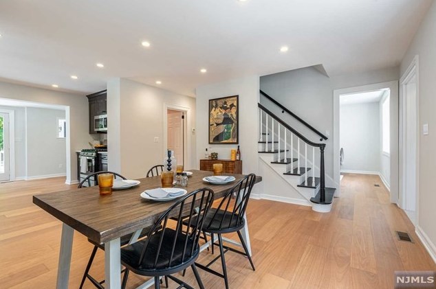 192 Crescent Ave, Wyckoff, NJ 07481