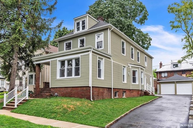 17-19 Keer Ave, Newark, NJ 07112