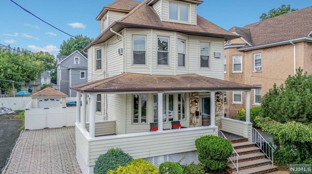 19 Hazelton St, Ridgefield Park, NJ 07660