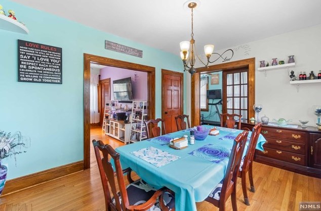 61 Teaneck Rd, Ridgefield Park NJ  07660-2329 exterior