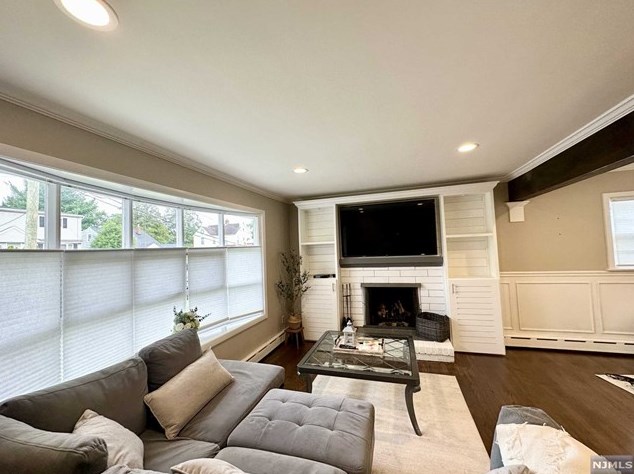 116 Pine Ave, N Milford, NJ 07646