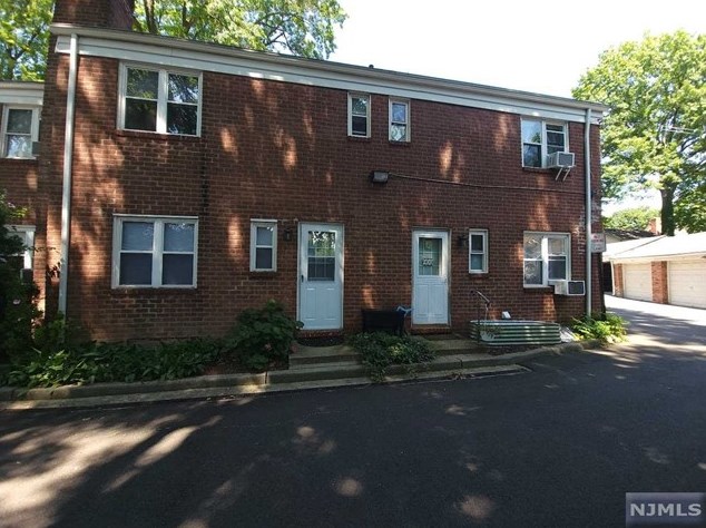 51 Hudson Ave, Englewood, NJ 07631-1700