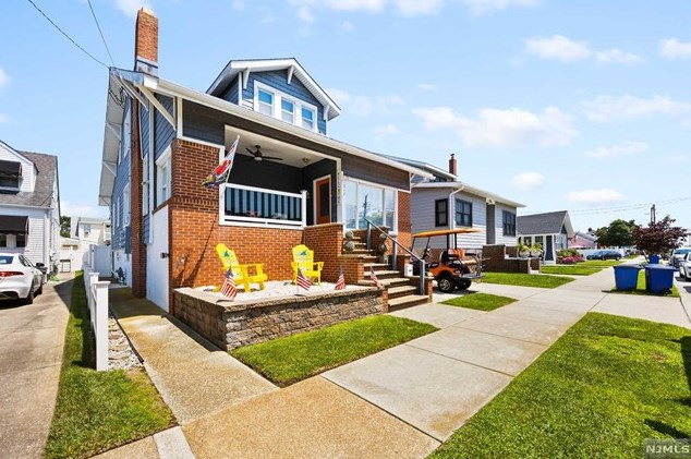 317 E 21st Ave, Wildwood Crest, NJ 08260