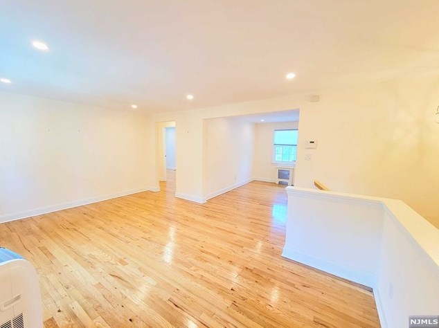 100 Huguenot Ave Apt 4b, Englewood, NJ