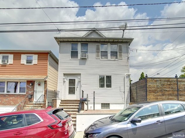 1502 85th St, North Bergen, NJ 07047-4310