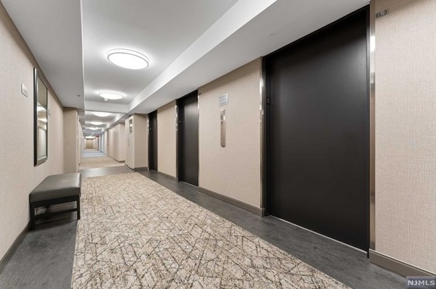 770 Anderson Ave, Cliffside Park NJ 07010-2177 exterior