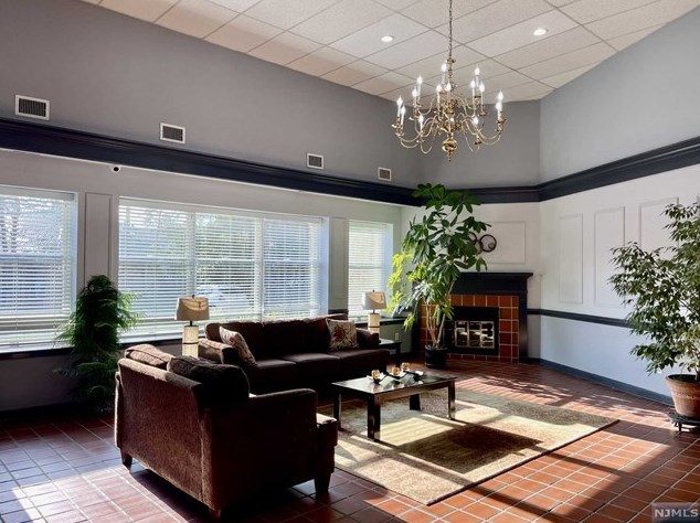 13 Iron Forge Square, Pompton Lakes, NJ 07442