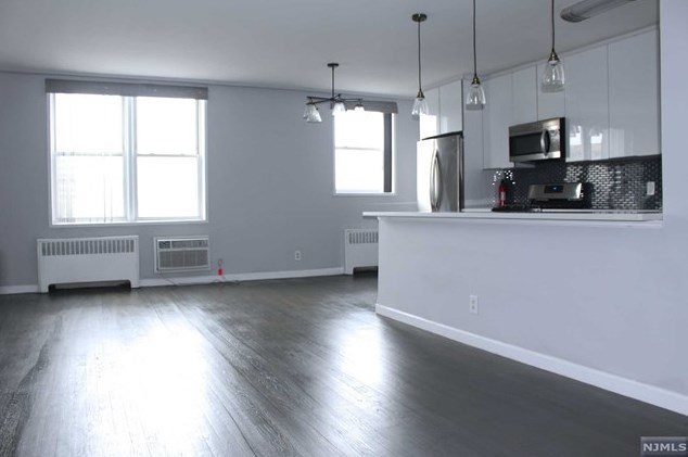2160 Center Ave #5h, West Fort Lee, NJ 07024
