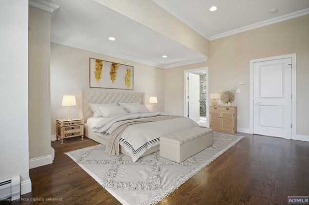 418 Columbia Ave, Cliffside Park NJ 07010-3018 exterior