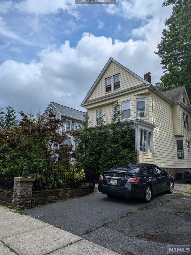 13 Ella St, Bloomfield, NJ 07003-4715