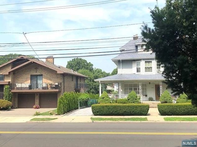 1070 Anderson Ave #2nd/3rd Fl, Fort Lee, NJ 07024