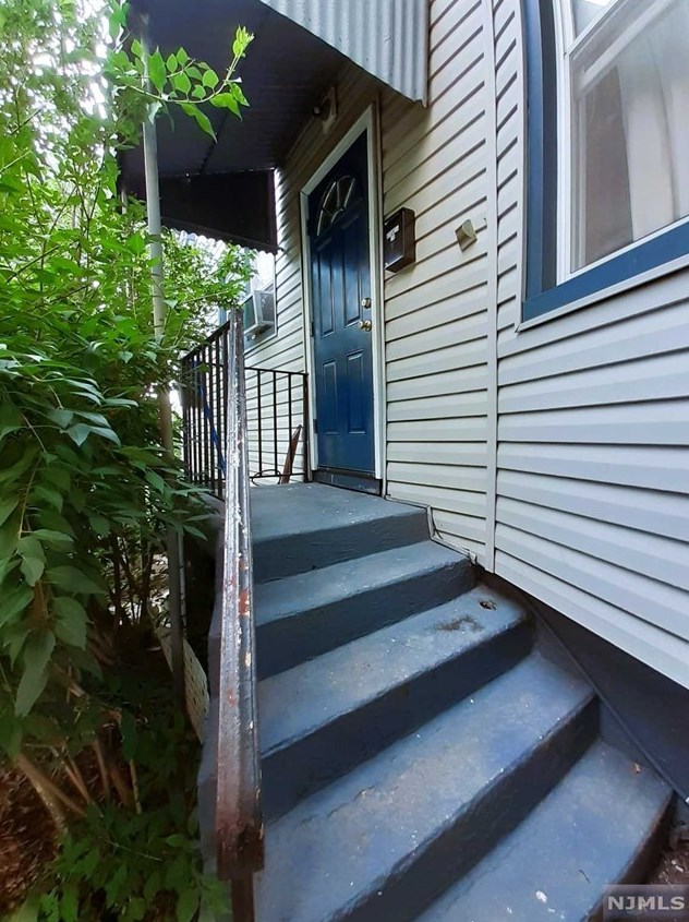 175 Preston St, Ridgefield Park, NJ 07660