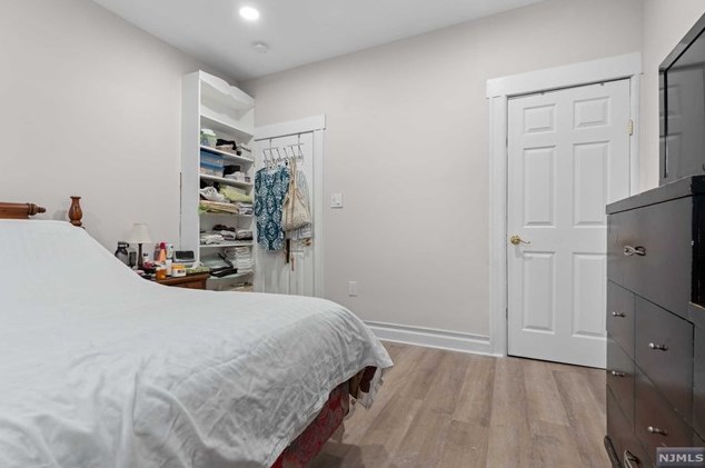 419 Ter Ave, Hasbrouck Heights NJ 07604-2430 exterior