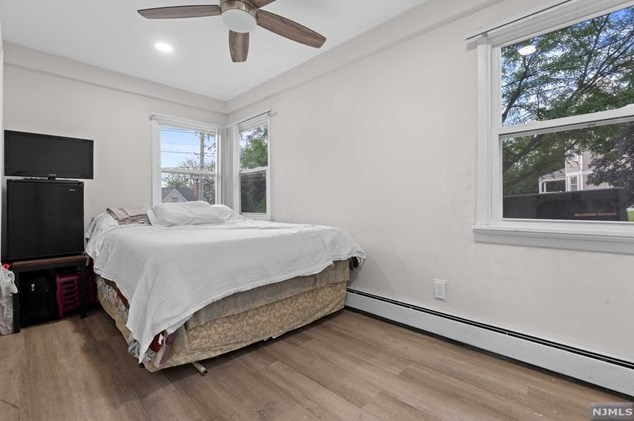 419 Ter Ave, Hasbrouck Heights NJ 07604-2430 exterior