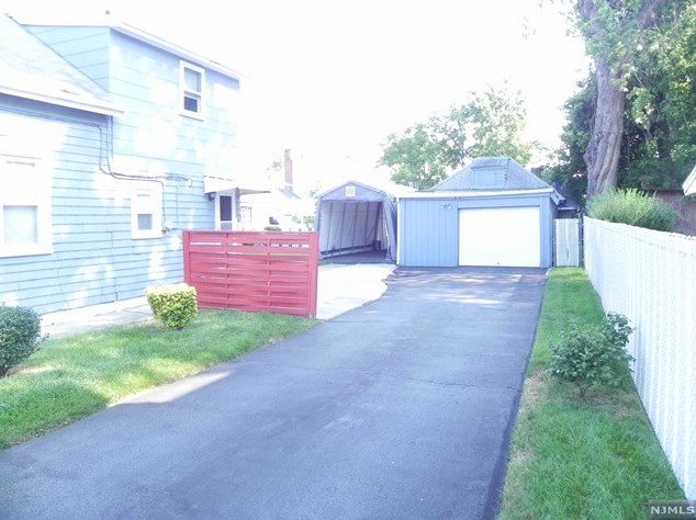 58 Marshall Ave, Little Ferry, NJ 07643