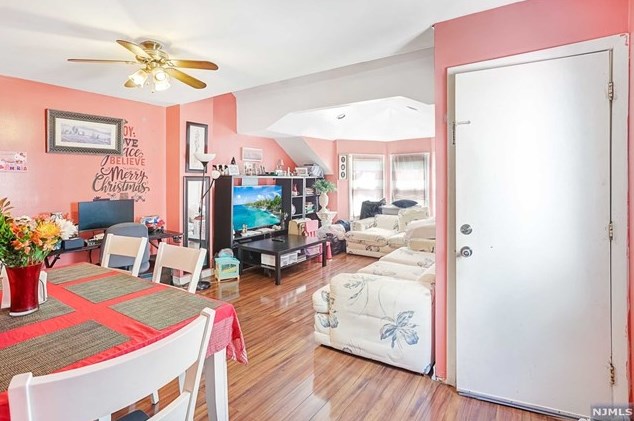 405 Crosby Ave, Paterson, NJ 07502