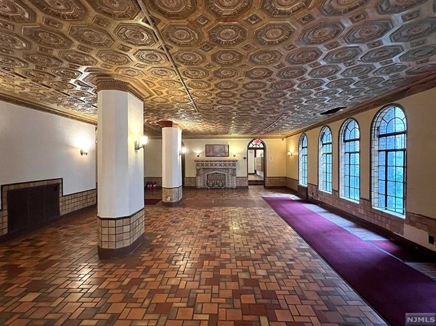 131 Kensington Ave #d3, Jersey City, NJ 07304