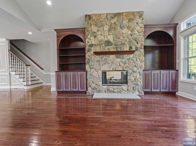 81 Bracken Hl Rd, Hardyston NJ 07419-1276 exterior