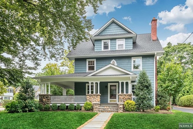 56 Walthery Ave, Ridgewood, NJ 07450-3903