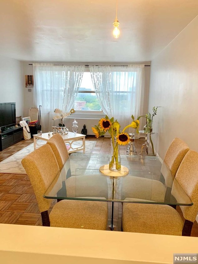 2000 Linwood Ave #9n, West Fort Lee, NJ 07024