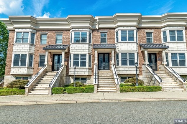 485 West St, West Fort Lee, NJ 07024
