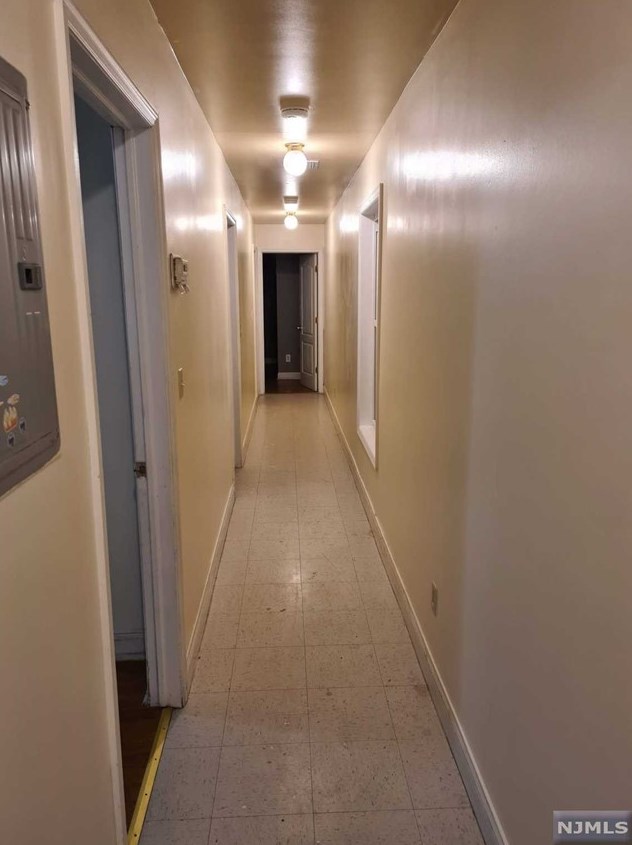 40 Main St, Paterson, NJ 07505-1011